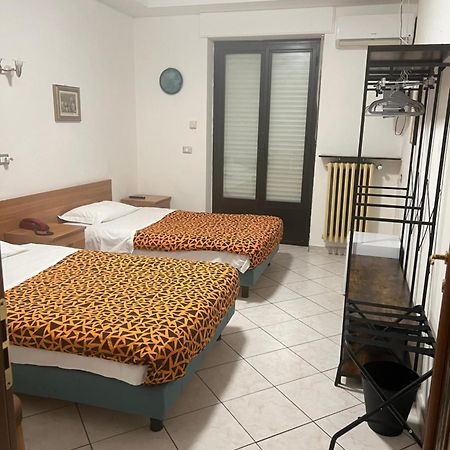 Hotel Persico Салуццо Экстерьер фото